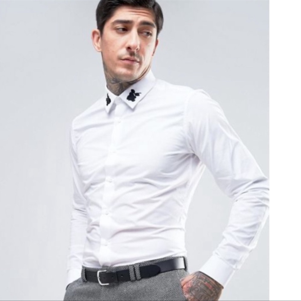 Devil’s Advocate Dress Shirt Small Embroidered Black Rose Embroidery Collar Tips